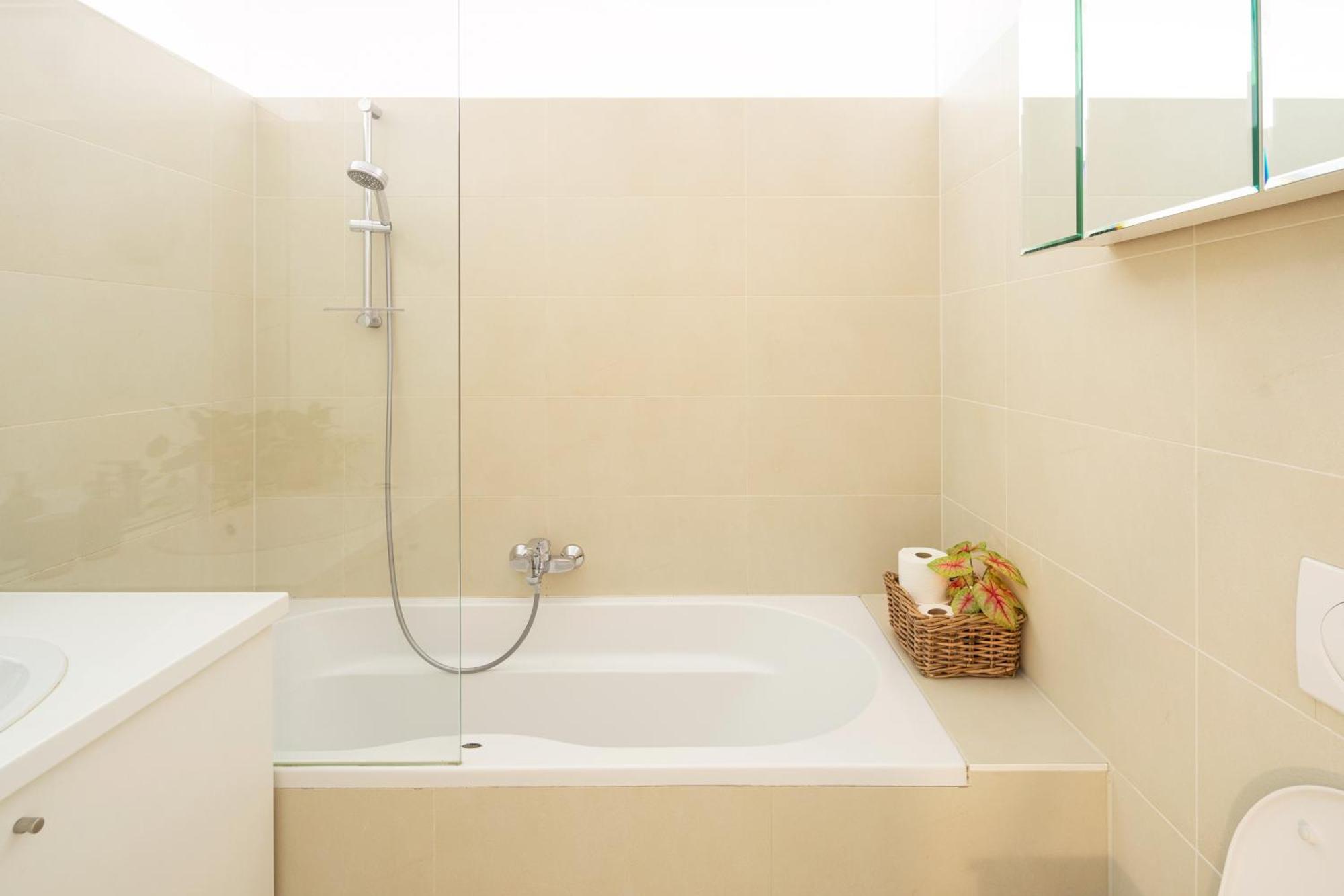 Gemuetliches, Ruhiges Apartment - 90M2 Mit Garten Und Terrasse 비엔나 외부 사진